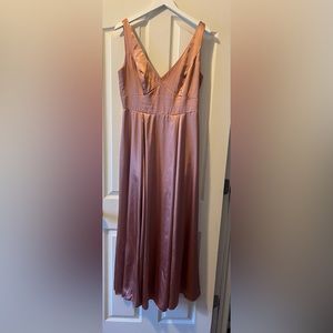 David’s Bridal Bridesmaid Dress Galina Signature Desert Coral Size 12